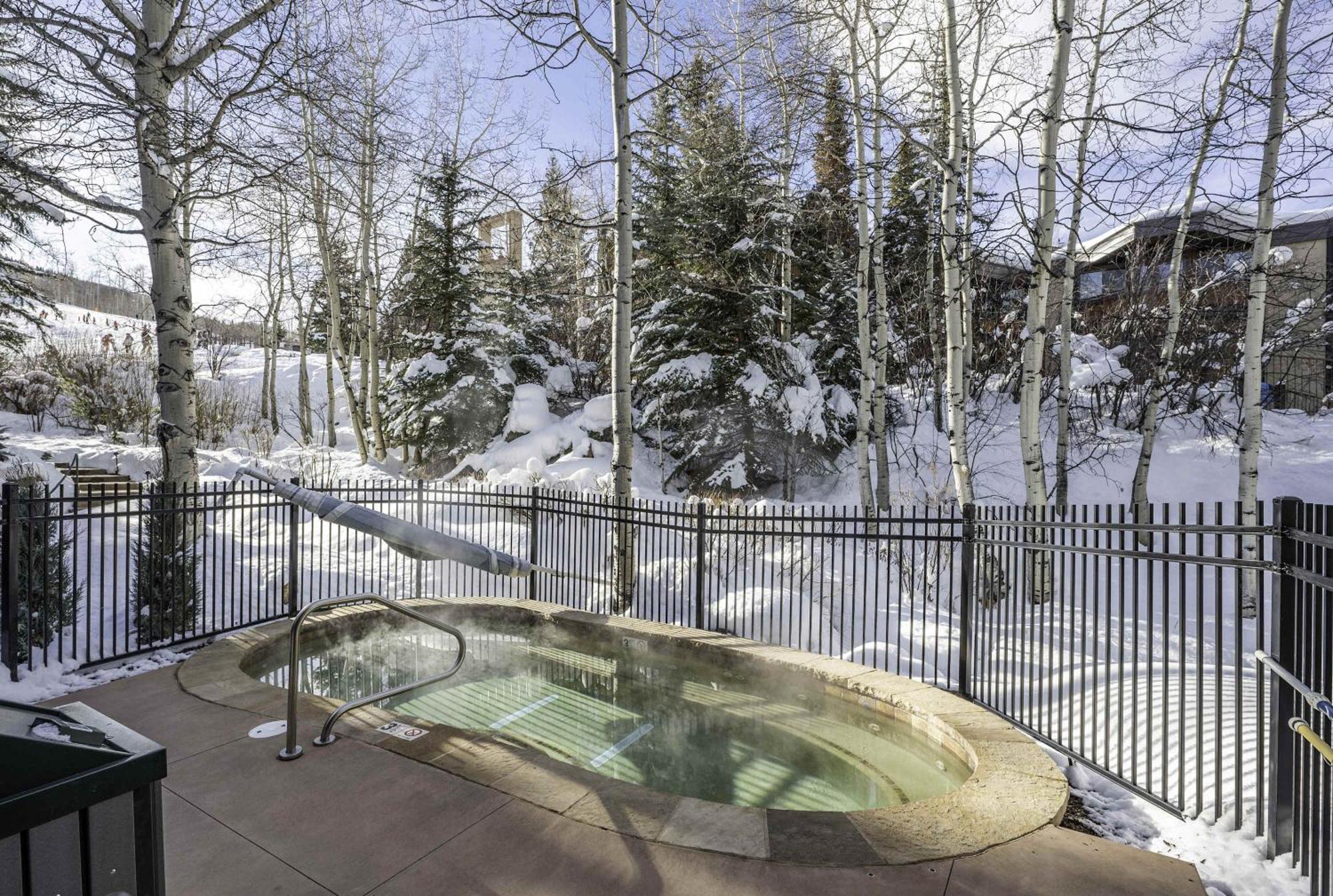 Renovated 2 Bedroom Condo W Hot Tub -Mountain Views! Snowmass Village Exterior foto